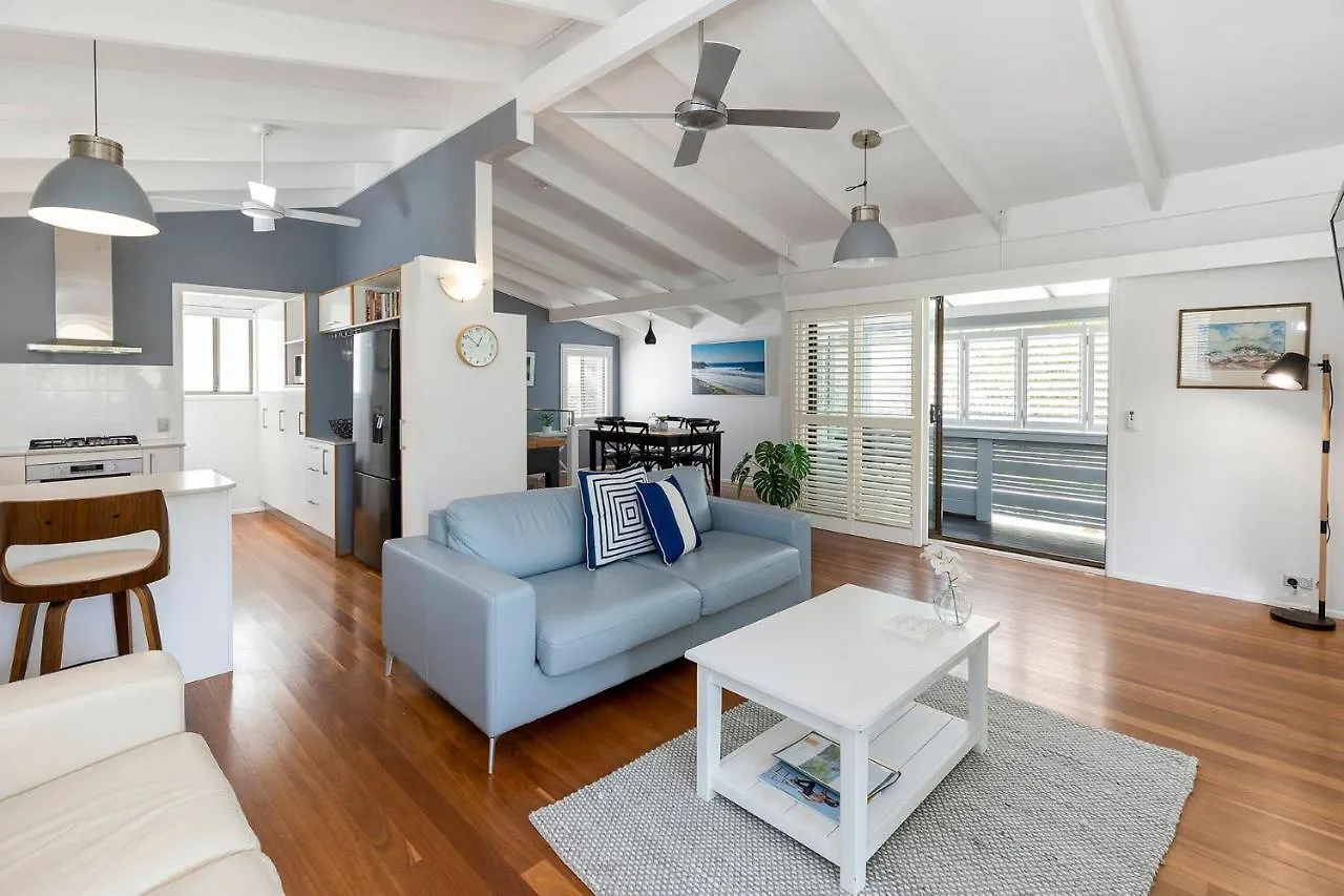 Апартаменты 1 Hillridge 6 Ferguson St Coastal Retreat Саншайн-Бич